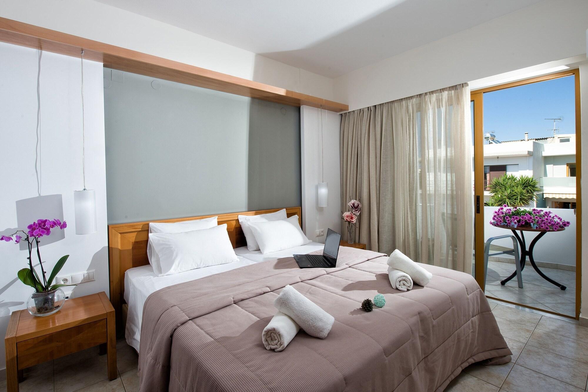 Mary Hotel & Mary Royal Suites Платанес Екстериор снимка
