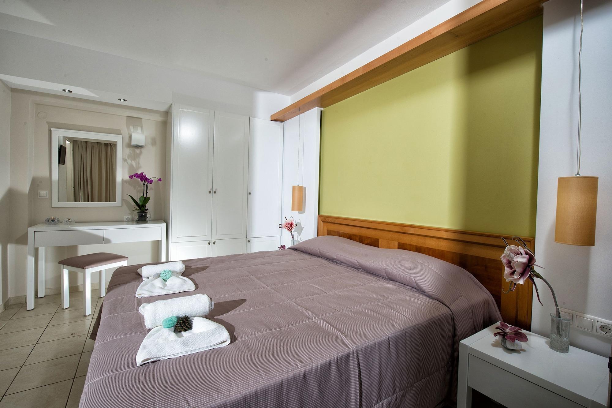 Mary Hotel & Mary Royal Suites Платанес Екстериор снимка